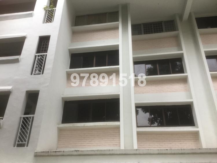 Tampines Street 21 (D18), Shop House #135483752